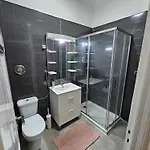 بيت ضيافة Almirante Lisboa