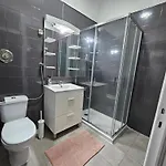 بيت ضيافة Almirante *