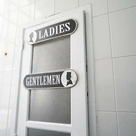 Гостевой дом Almirante *