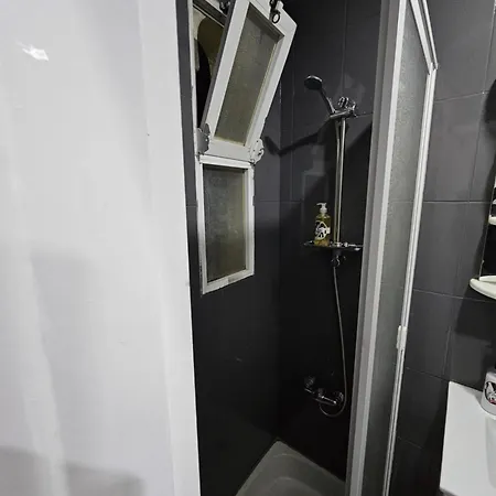 Гостьовий будинок Almirante *